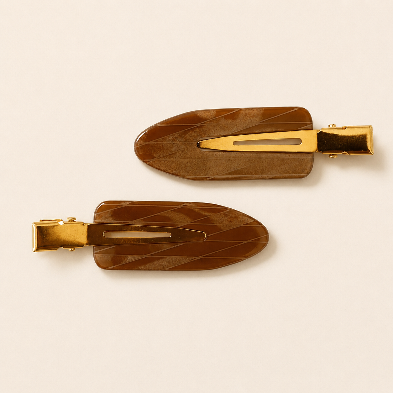Lot de 2 barrettes - motif effet bois ambré marron